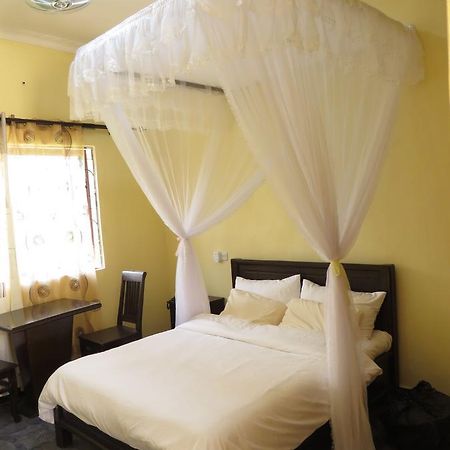 Basecha Garden Lodge Moshi Zewnętrze zdjęcie